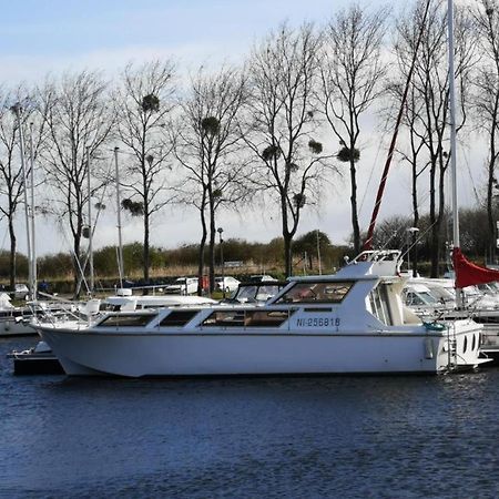 וויסטרהאם Exceptionnel Bateau Maison Reine Mathilde מראה חיצוני תמונה